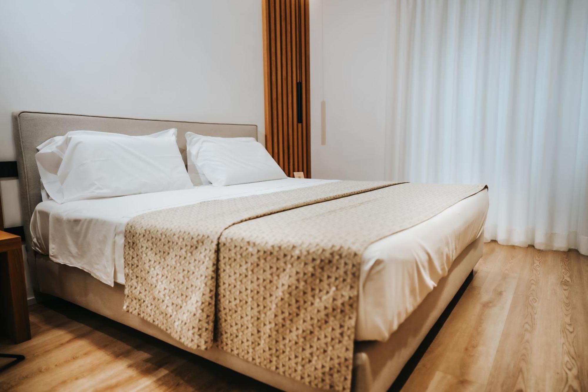 Plana Hotel Caserta Kültér fotó