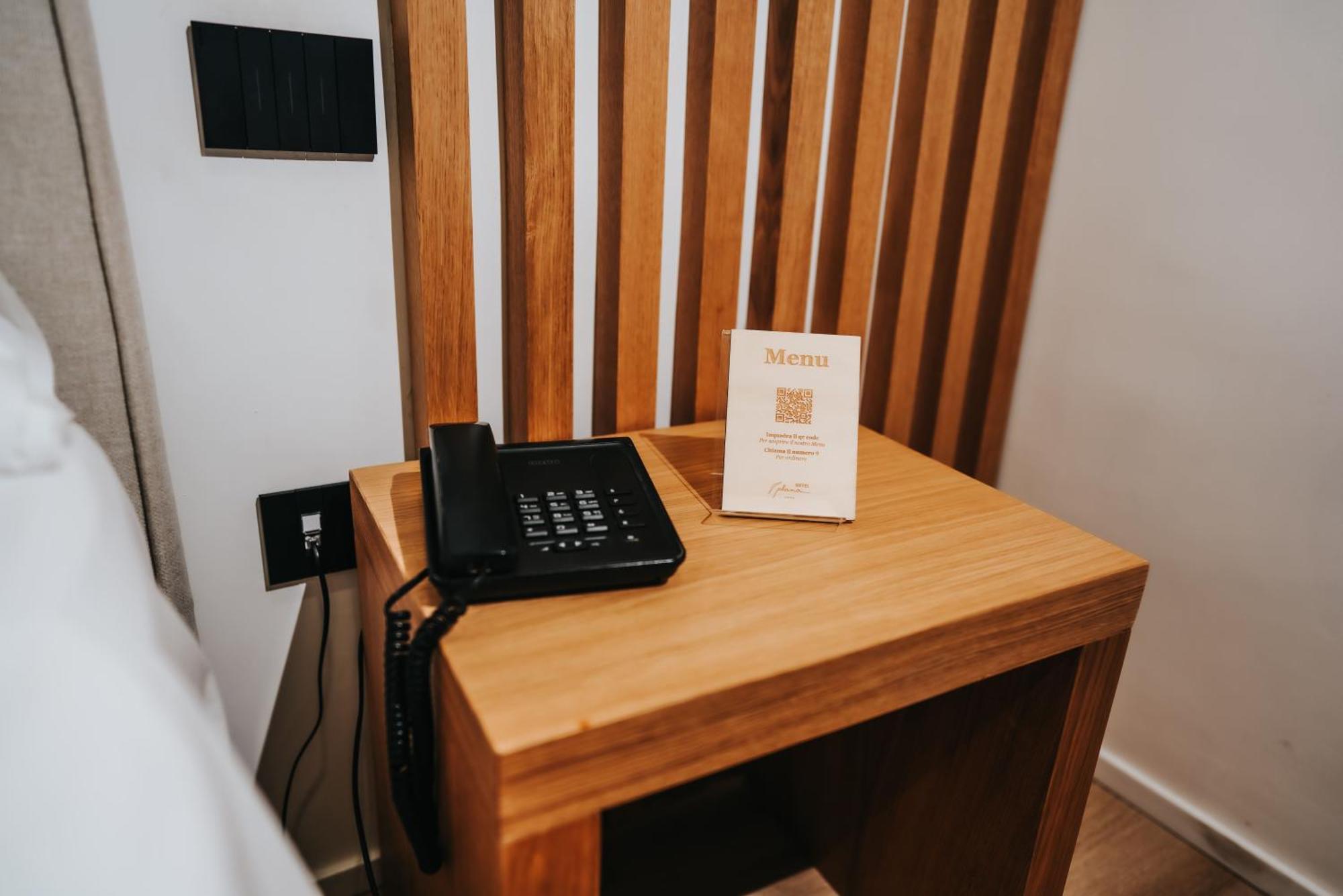 Plana Hotel Caserta Kültér fotó