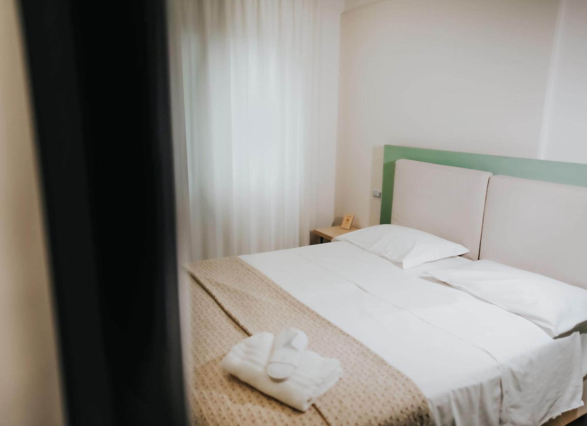 Plana Hotel Caserta Kültér fotó