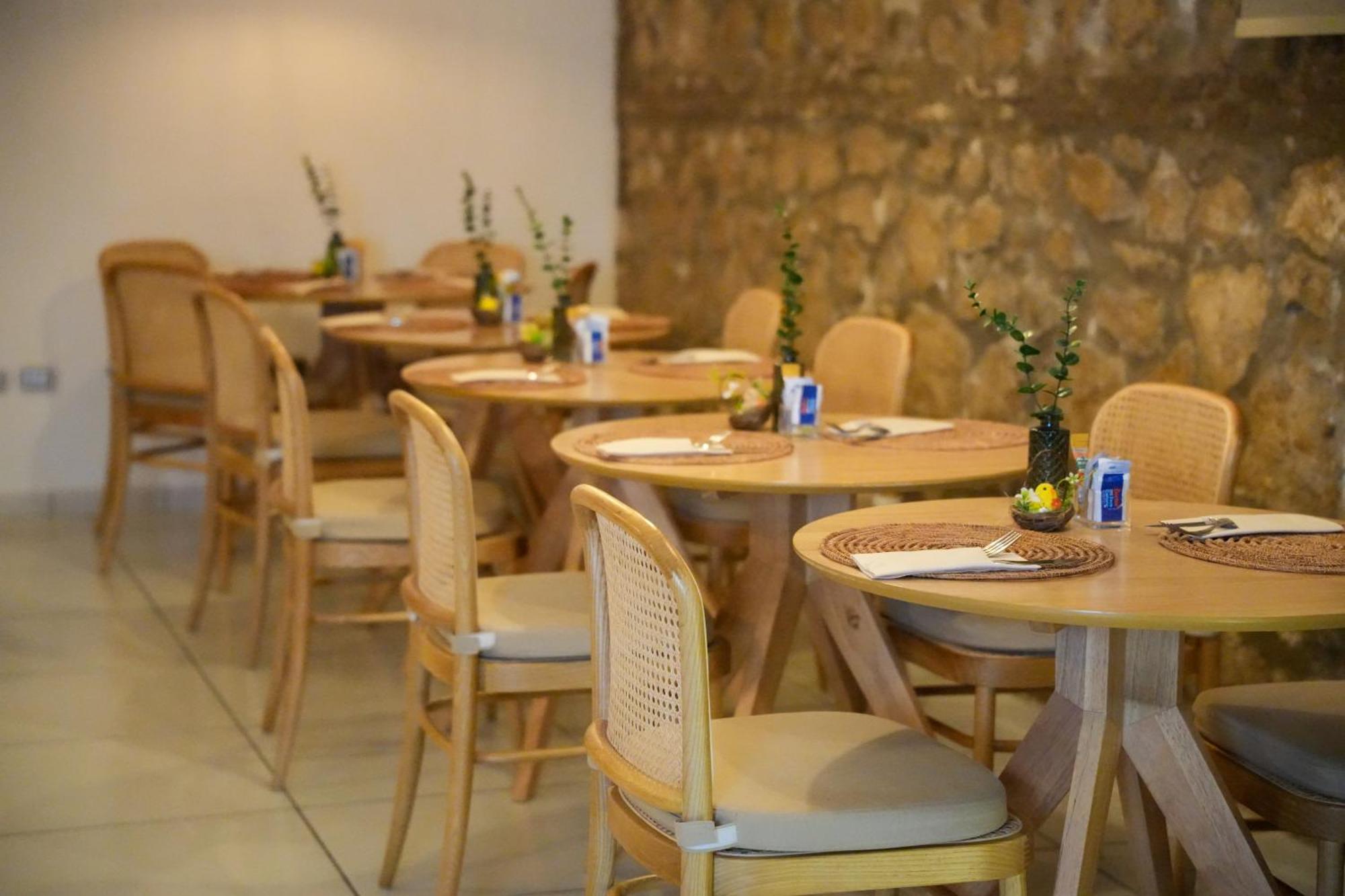 Plana Hotel Caserta Kültér fotó